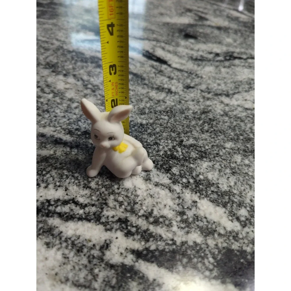 Vintage Russ Berrie Porcelain White Bunny Rabbit Figurine Replacement Yellow Bow